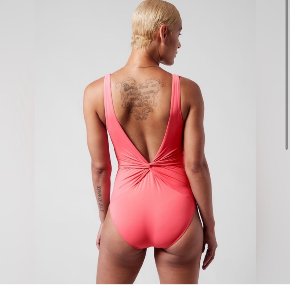 Athleta Coral Hampton One Piece Swimsuit, Large